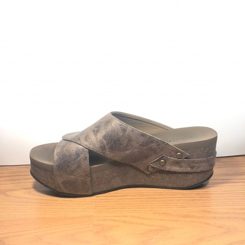 Platform slip-on wedge sandals